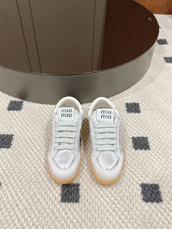 miu miu decontractees chaussures pour femme s_12321753